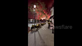 US: Powerful Fire Breaks Out at The Chevron Refinery in El Segundo