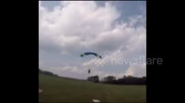 Man proposes to girlfriend as she lands skydive