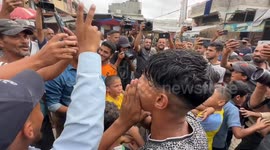 Palestinians celebrate ceasefire announcement in Gaza (2)