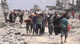 Palestinians return to a destroyed Gaza City as Israeli troops begin withdrawal