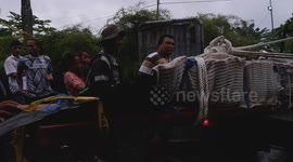 Terrifying Predation: Giant Crocodile Trapped and Hunted