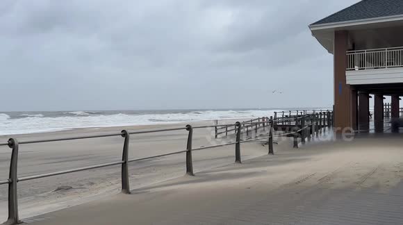 9,000,000 people are under a state of emergency as a dangerous Nor’easter slams the East Coast