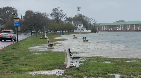 Over 9,000,000 people are under a state of emergency as they brace for impact from the Nor’Easter slamming the East Coast of the United States. Millions flee to higher grounds.