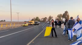 Israel: Israel and Gaza prepare for a prisoner swap