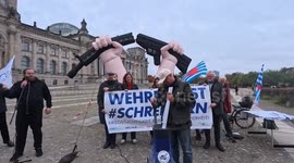Germany: Protest held in Berlin against government’s military service modernization bill