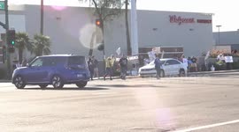 US, Phoenix: Glendale AZ Bell Road No Kings Protest