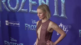 UNCAPTIONED: Kristen Bell will start work on Frozen 3 'soon'