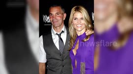 UNCAPTIONED: John Stamos slams Lori Loughlin's 'narcissist' estranged husband