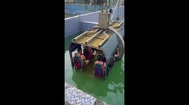 Seafarers practice helicopter escape training in Guangdong, China