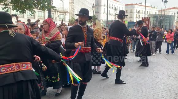 Madrid's Woolly Invasion: Witness the Ancient Sheep Migration Through the City!