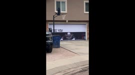 Scary Clown Head Turns