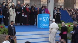 Pope calls for global peace at 'Daring Peace' gathering in Rome