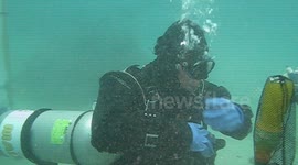Eating Grapes underwater