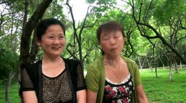 Female residents like keeping ducks as pets in Chongqing