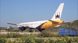 Don't leave your car behind a Boeing 757 when it's about to take off