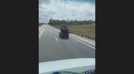 Fiat Uno Caught on Highway Carrying Load Above Legal Limit in Viral Video
