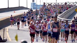 Thousands run in 54th TCS New York City Marathon