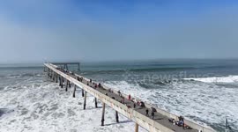 Crab Season begins in Pacifica, California
