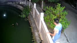 Child rescued from lake in Guangdong, China
