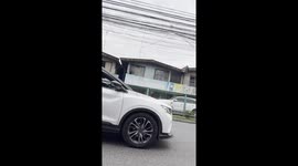Magnitude 7.6 Earthquake Filmed on Davao City Street