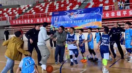 Youth basketball game in China descends into chaos as parents brawl on court after kids' scuffle