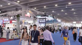 China: Smart pet gadgets steal show at Canton Fair