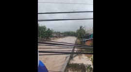 Philippines: Typhoon Kalmaegi Triggers Severe Flooding, Displacing Thousands