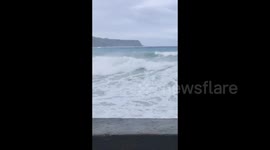 Typhoon Tino: Large Waves In Leyte, Philippines