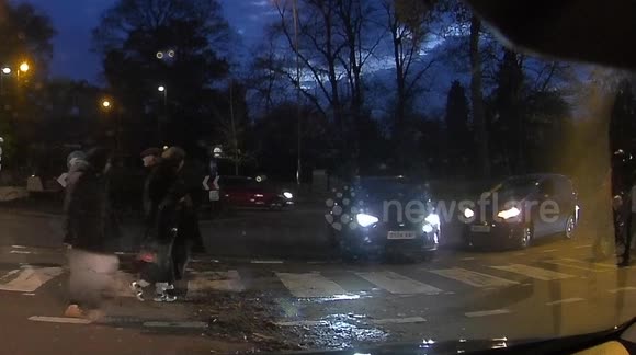 Birmingham Driver Endangers Children on Zebra Crossing – Shocking Footage
