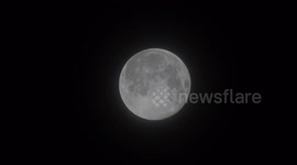 November Supermoon spoilt by thick clod