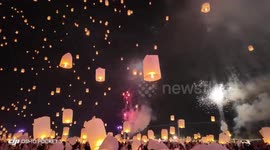 Thailand: Thousands of Lanterns Create Enchanting Scene at Yi Peng Festival 5
