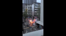 Electric vehicle catches fire from underneath in Sichuan, China