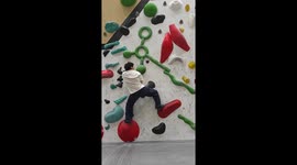 Rock climber fails during attempted ascent in Hubei, China