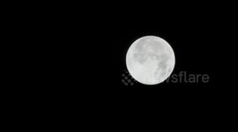 Largest Supermoon of Year Lights Up Night Sky 4