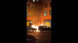 US: Two Vehicles Catch Fire in NYC’s Chelsea Neighborhood