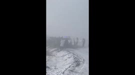 Vehicles skid and collide on snowy mountain road in Qinghai, China