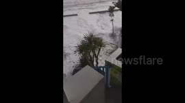 Typhoon Kalmaegi: Waves Smash Quy Nhon, Vietnam / 1
