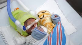 Hospital uses hand-crocheted octopuses to help NICU babies feel safe
