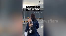 Blue plaque put up at Tesla dealership to commemorate Elon Musk's $1tn pay deal