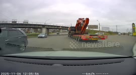 Truck gets stuck under low railway bridge in Oryol, Russia