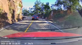 Vehicle swerves unexpectedly causing close call in Guangdong, China