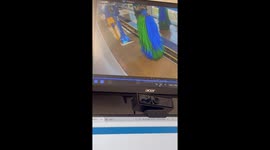 Man accidentally falls into carwash pit in Troy, Ohio, USA