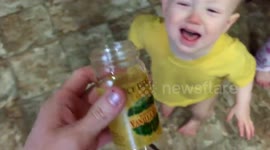 10 Month Old Discovers Vanilla Bean