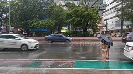 Philippines: Typhoon Fung-Wong hits Manila