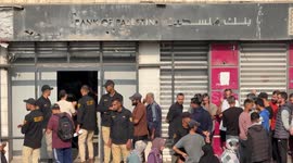Ceasefire allows Palestine Bank to reopen amid severe cash shortage