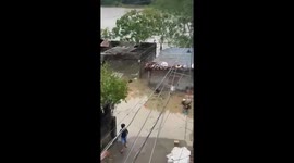 Philippines: Super Typhoon Fung-wong Causes Flooding and Leaves Damage