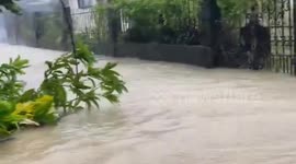 Philippines: Typhoon Fung-wong Brings Damaging Winds, Forces Mass Evacuation 2