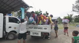 Philippines: Residents scramble for shelter as Philippines braces for Super Typhoon Fung-wong