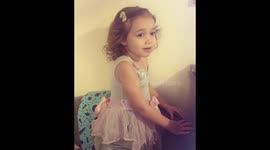 Toddler sings Annie