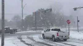 US: Dangerous Lake-Effect Snowstorm Threatens Midwest and Great Lakes 7